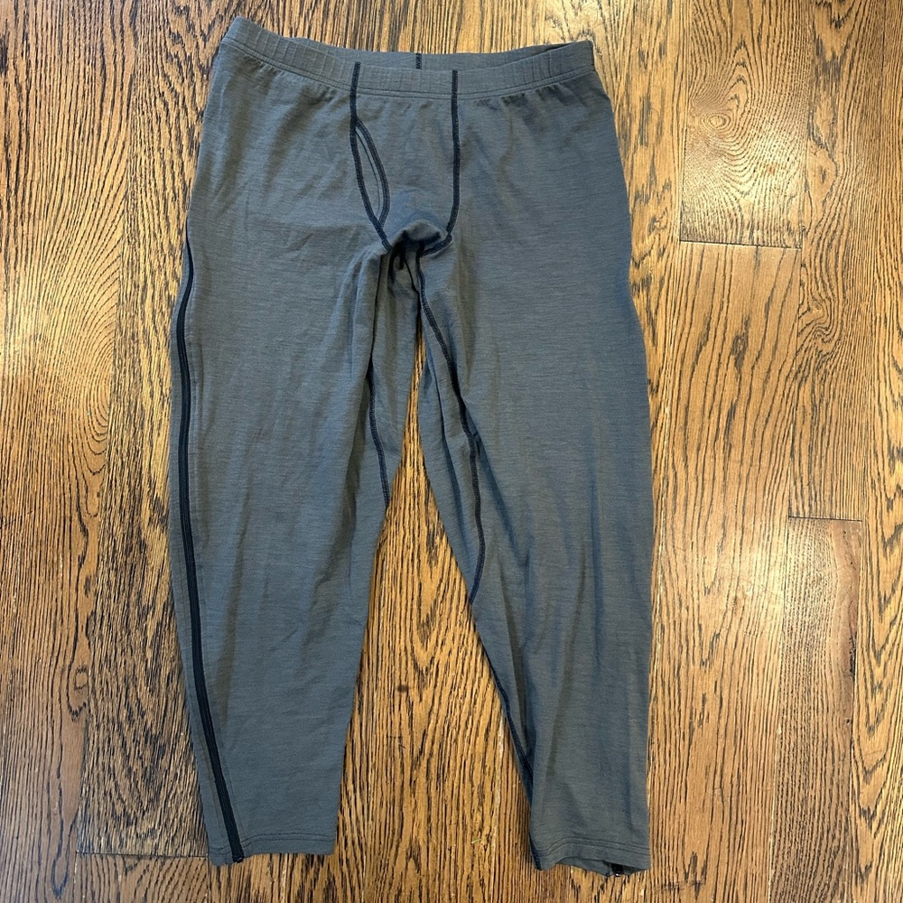 Kuiu 145 merino zip offs Large